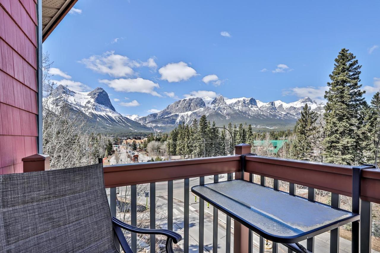 Spectacular Mountain View Corner Unit Pool Hot Tub Park Pass Apartment แคนมอร์ ภายนอก รูปภาพ